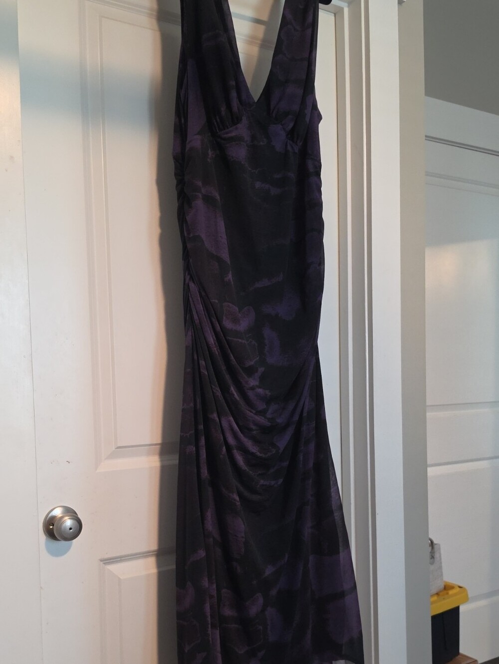 Elegant Purple V-Neck Sleeveless Evening Dress